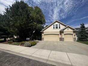 Building Photo - 1416 W Great Basin Dr