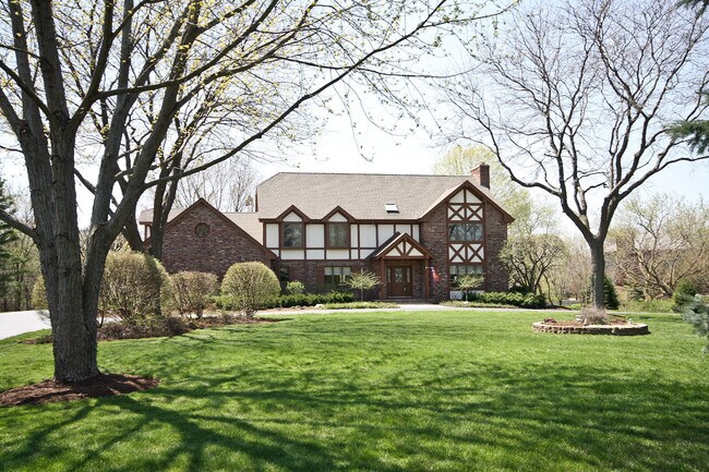 Building Photo - 23 Overbrook Rd