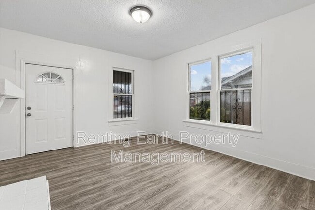 Foto del edificio - 4732 Court S