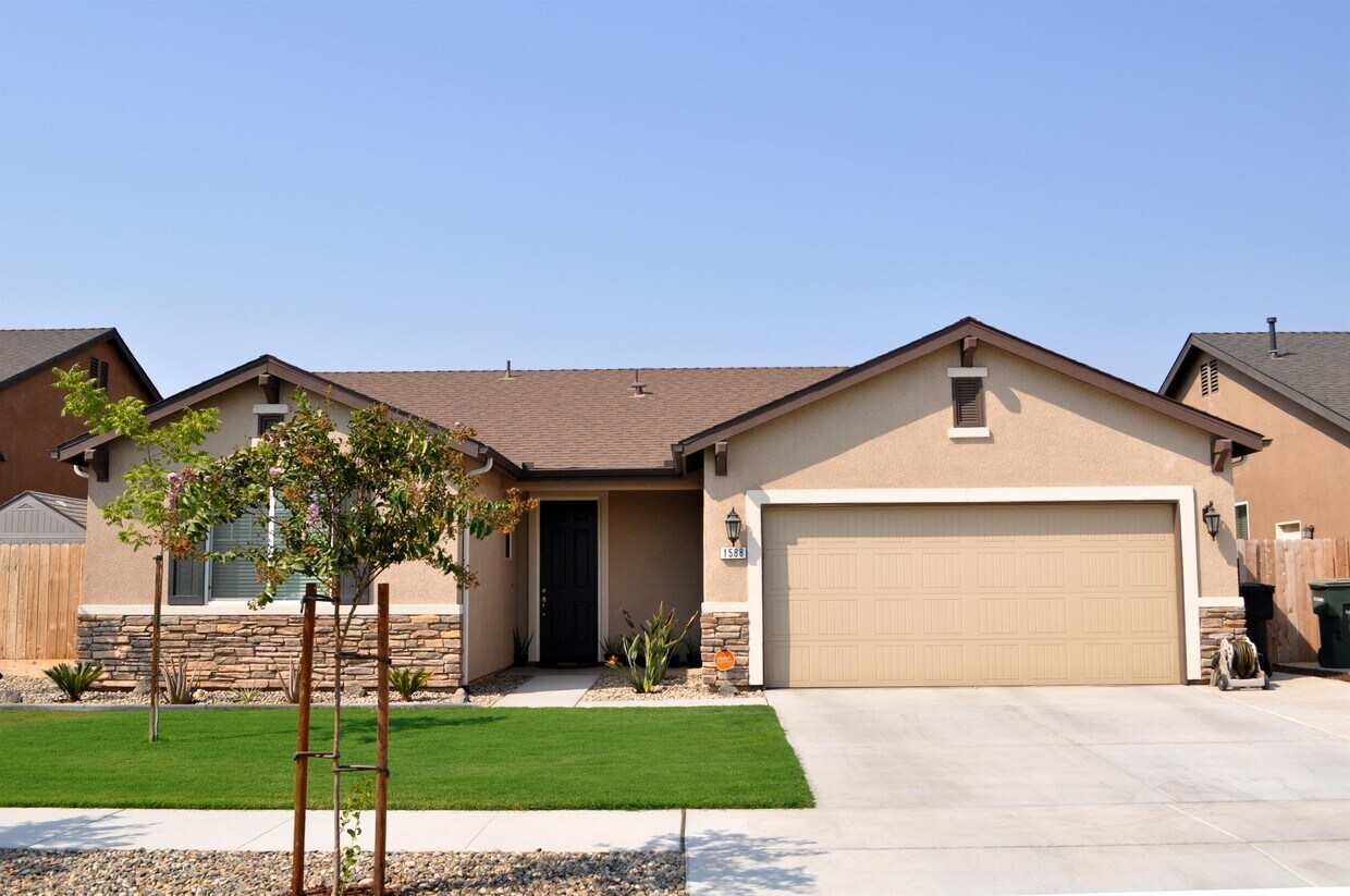 Primary Photo - 1588 Hartley Dr