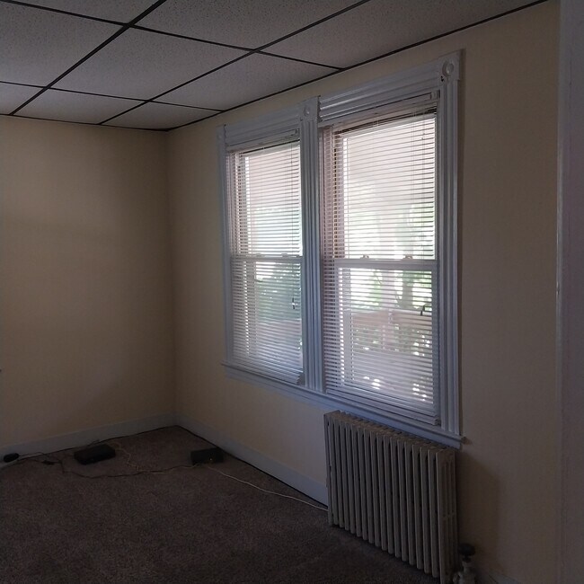 Building Photo - 1461 CT-85