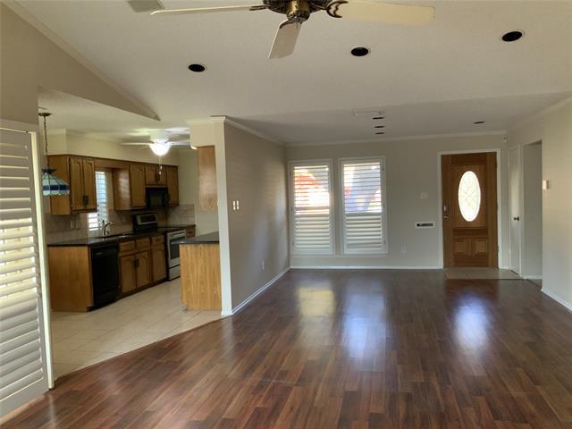 Building Photo - 2028 Fairmeadow Dr