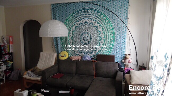 Foto del edificio - 349 Pleasant St