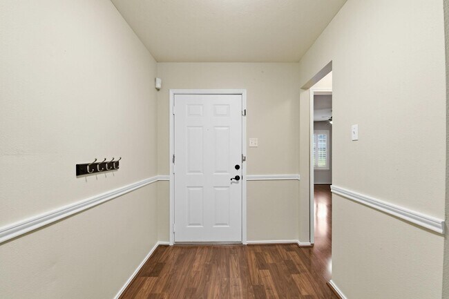 Building Photo - 30834 Melita Dr