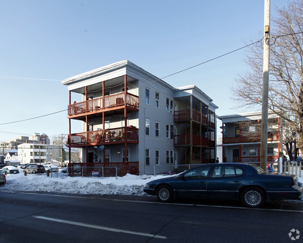 Foto del edificio - 222-224 Lake Ave