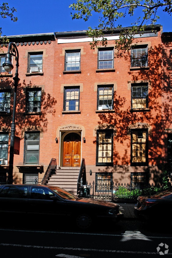 Building Photo - 328 Clinton Ave. Tenants Corp.
