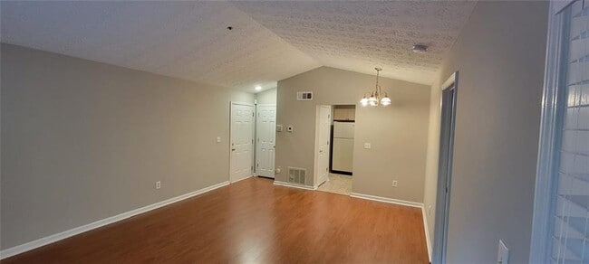 Building Photo - 237 Bentley Pl