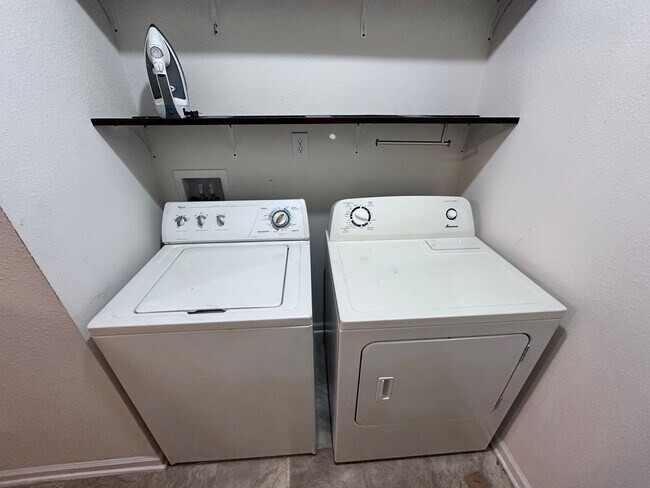 Foto del edificio - Spacious Northside 3BR Home in Oceanway - ...