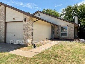 Building Photo - 417-418 Parkhill Cove