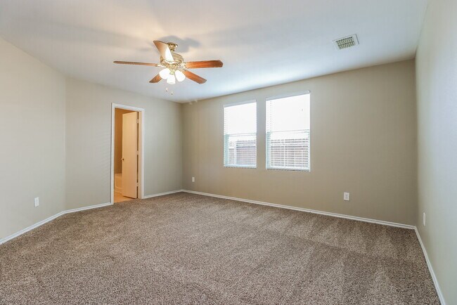 Foto del edificio - 4013 Foxhound Ln
