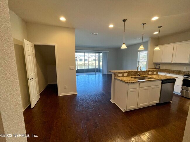 Building Photo - 7011 Berrybrook Dr