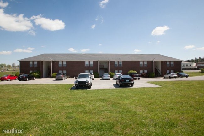 Building Photo - 2 br, 1 bath Apartment - 102/104 Landon Drive