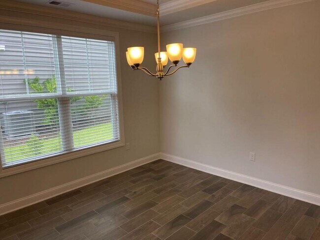 Building Photo - 2763 Scarecrow Way