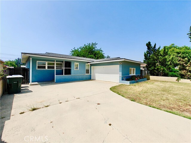 Foto principal - 745 W E St
