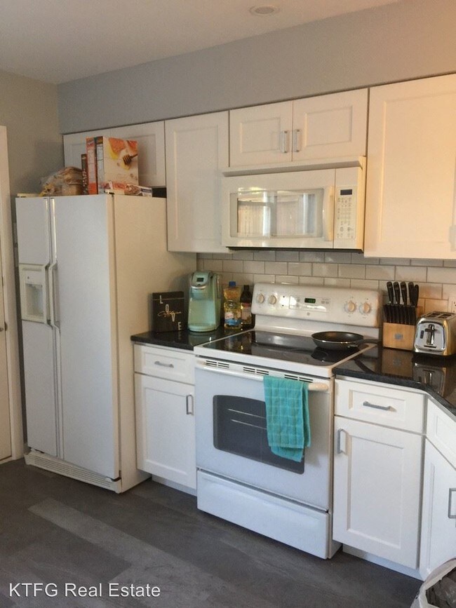 Foto del edificio - 3 br, 2.5 bath House - 631 Marjorie Mae St