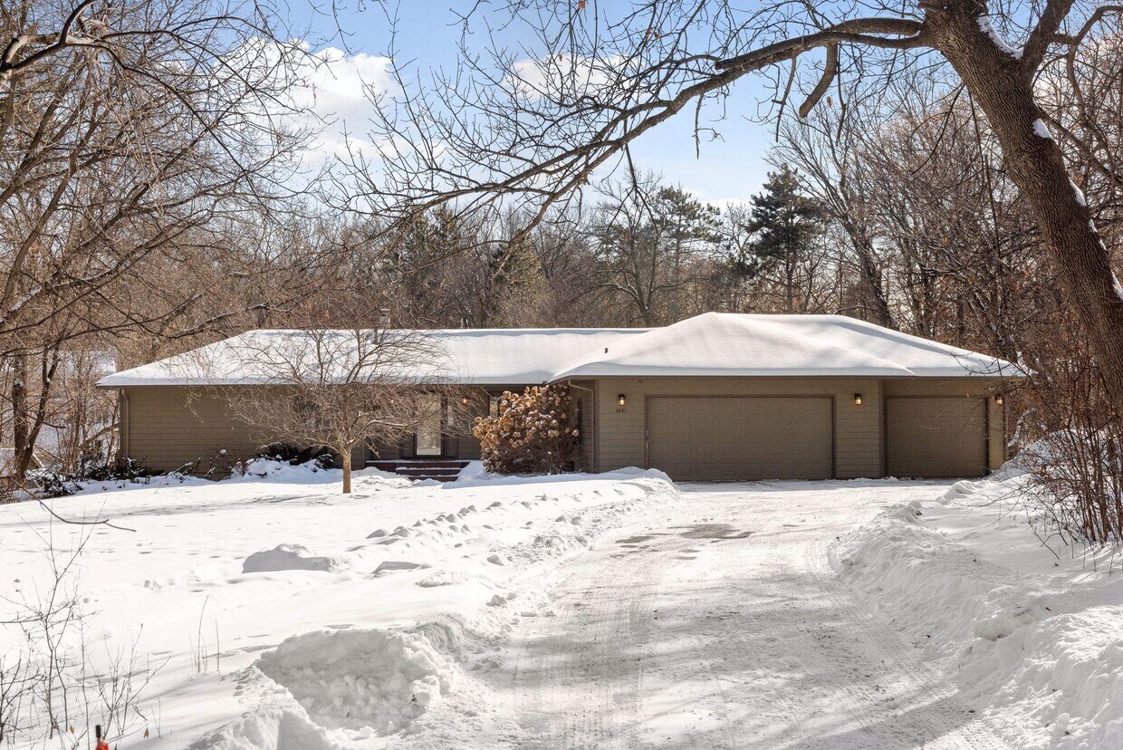 Primary Photo - 4601 Fairhills Rd W