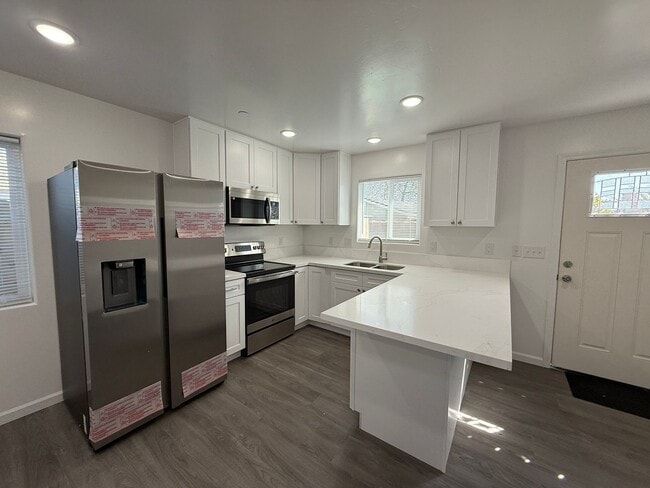 Building Photo - NE Newer Single Story Detached ADU on Cul-De-Sac Near Marian Hospital - All Basic Utilities Included
