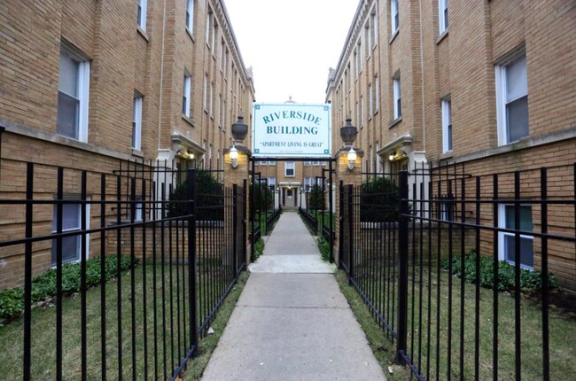 Building Photo - 4929 N Whipple St