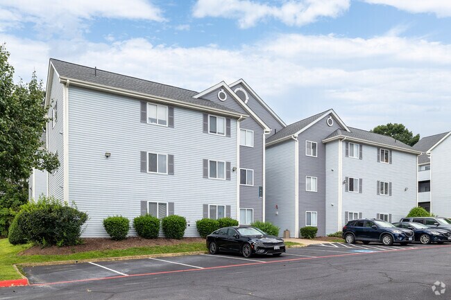 Building Photo - The Hills Southview Apartments