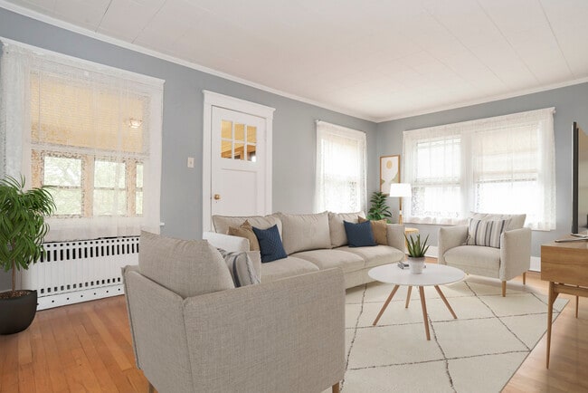 Foto del edificio - 24 N Madison Ave