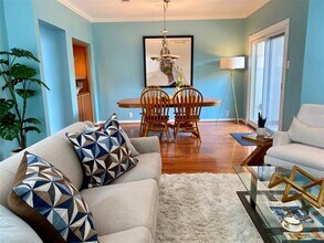 Building Photo - 2478 Bering Dr