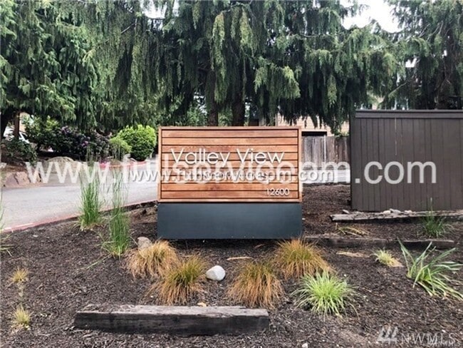 Seattle's Best Kept Secret - Seattle's Best Kept Secret Apartment