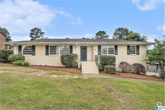 Building Photo - 3137 Woodhaven Dr