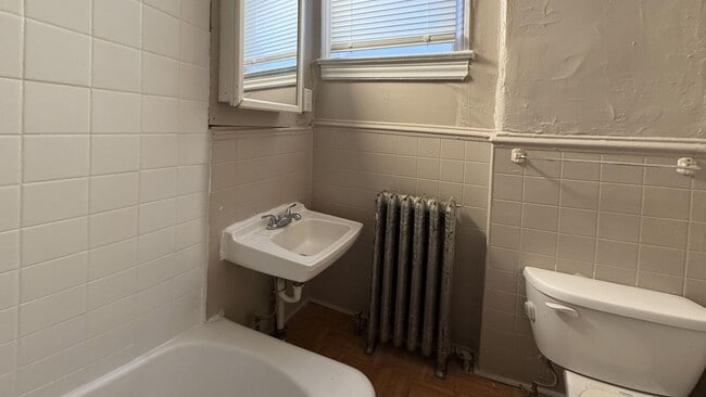 Building Photo - 1456 N 56th St
