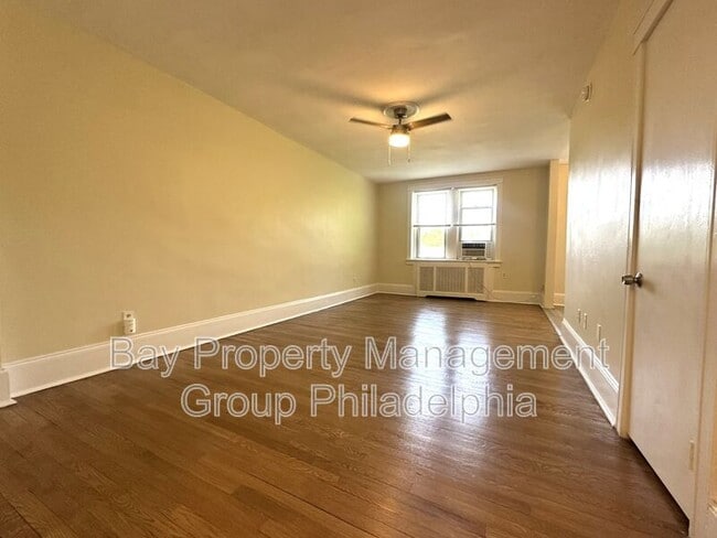 Photo - 2809 W Queen Ln Apartment