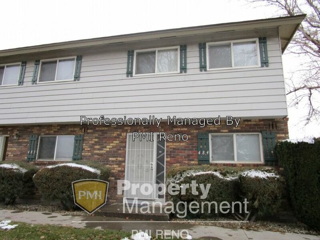 Building Photo - 484 Smithridge Park