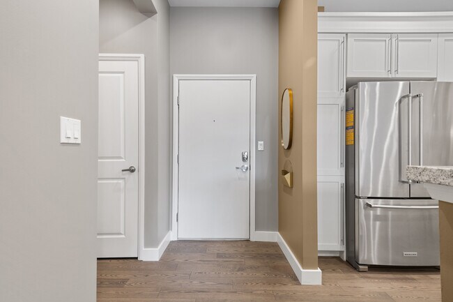 Foto del edificio - 350 S 200 E