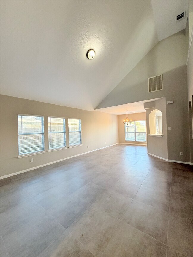 Foto del edificio - 5730 Landon Creek Ln