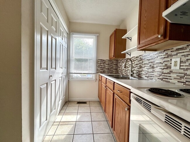Foto del edificio - 4707 Grassy Creek Rd