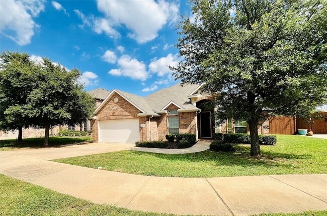 Building Photo - 11 Beechcreek Dr