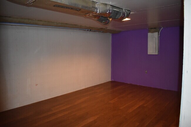 Building Photo - 3327 SE 29th Ave