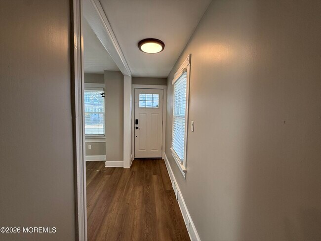 Building Photo - 30 Conover St