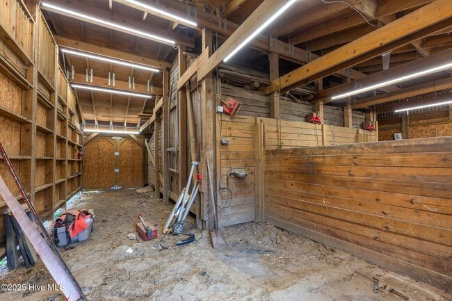 Building Photo - 185 Horace Carter Rd