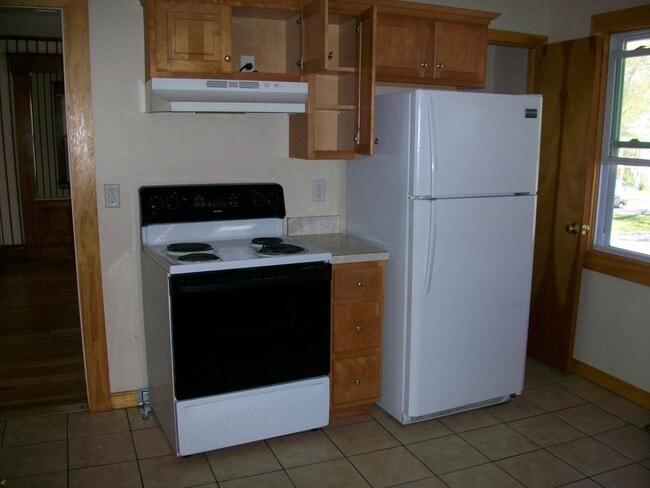 51-53 Westford Circle - 51-53 Westford Circle Apartment