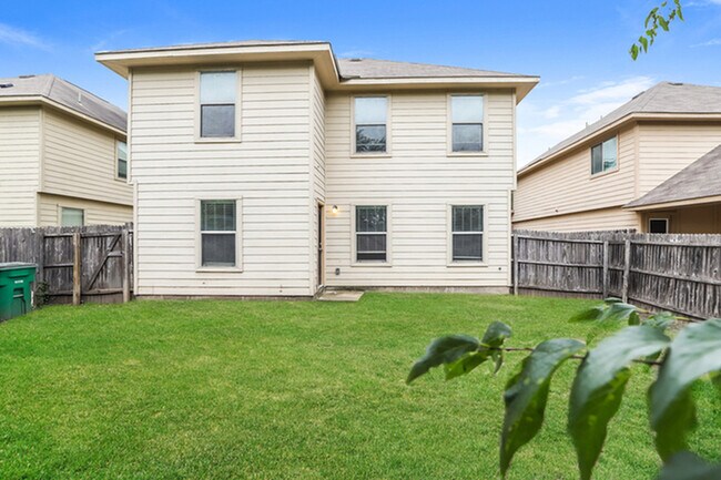 Foto del edificio - 8830 Scarlett Pl