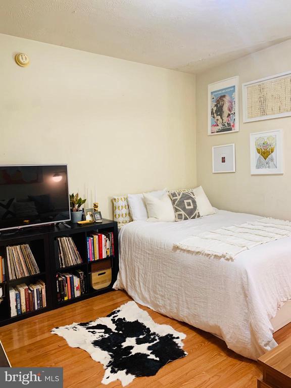 Foto del edificio - 1324 Locust St