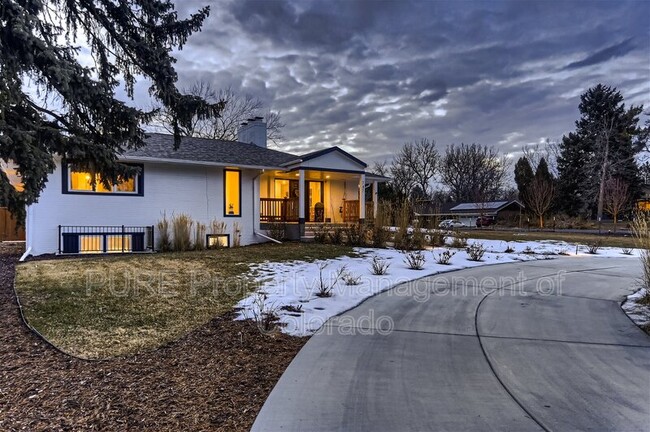 Building Photo - 787 Crescent Ln