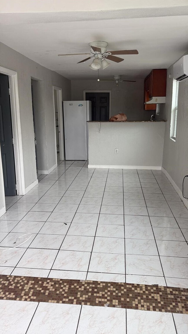 Foto del edificio - 222 NE 13th Ave