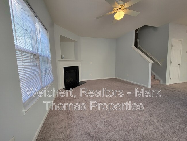 Building Photo - 5008 Rainmaker Dr