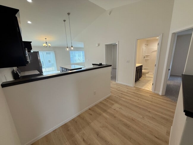 Building Photo - Brand New South End 4 bed/2 bath