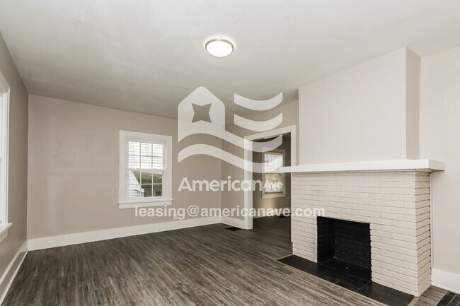 Foto del edificio - 736 McCleary Ave