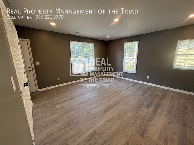 Foto del edificio - 617 Ross Ave