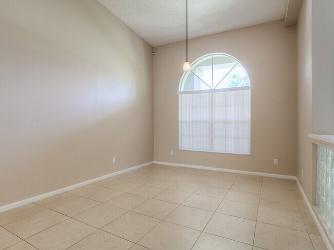 Foto del edificio - 1484 E Lake Woodlands Pkwy