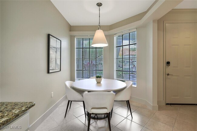 Building Photo - 11091 Corsia Trieste Way