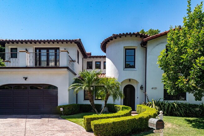 Building Photo - 4121 Madelia Ave