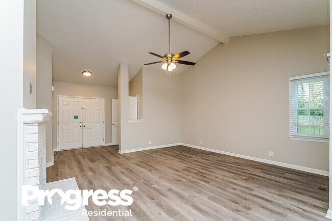 Foto del edificio - 103 Silver Maple Ct
